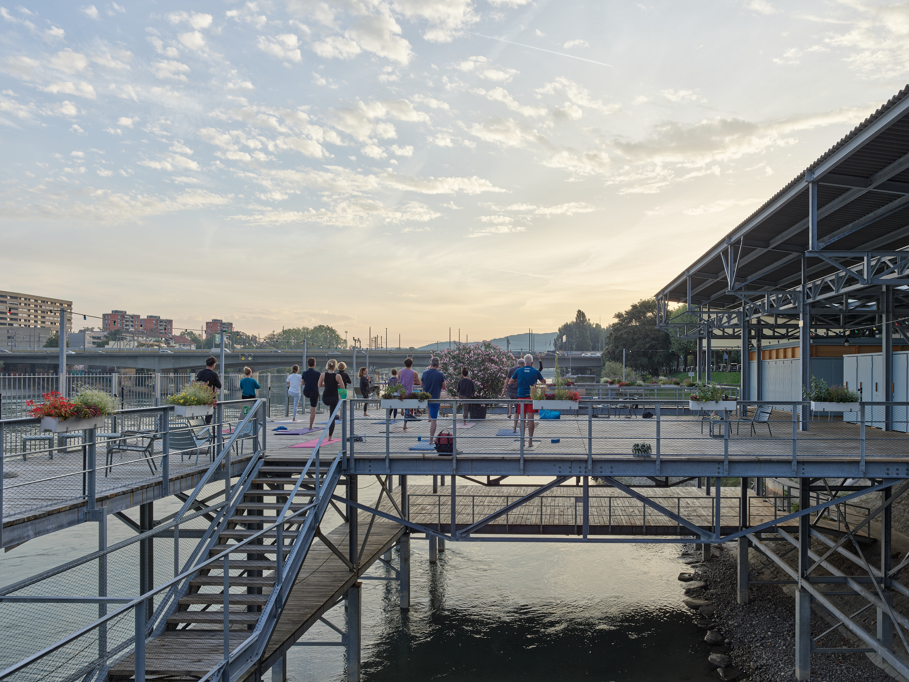 Ahp0095 AIQ4 019462 J3